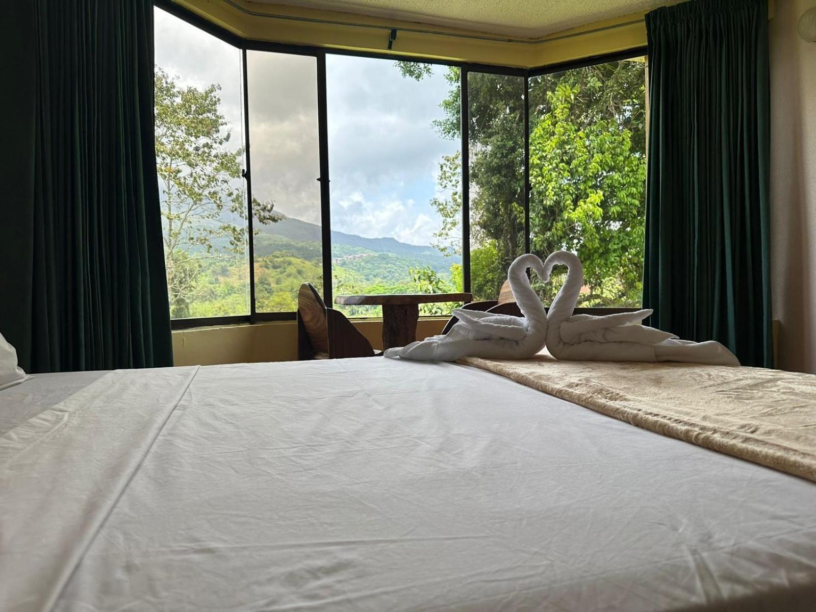 Arenal Roca Lodge & Bungalows La Fortuna 외부 사진