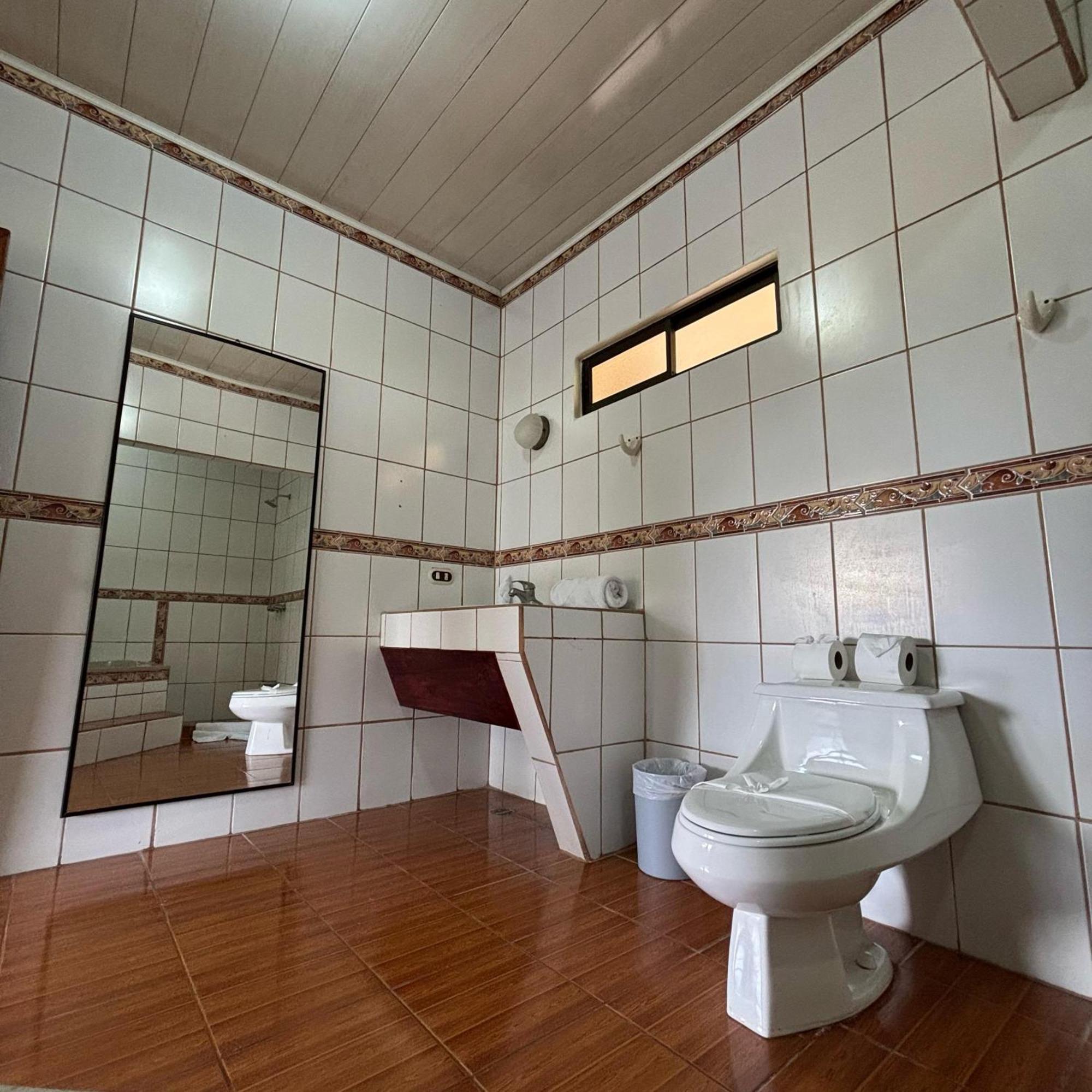 Arenal Roca Lodge & Bungalows La Fortuna 외부 사진